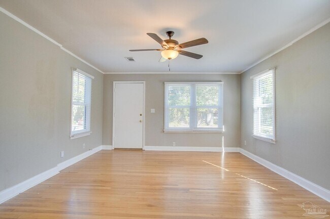 Foto del edificio - 2303 N 20th Ave