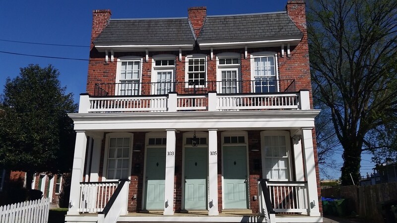 Primary Photo - 105 S Rowland St