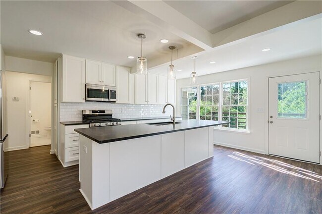 Foto del edificio - 2867 Payton Rd NE