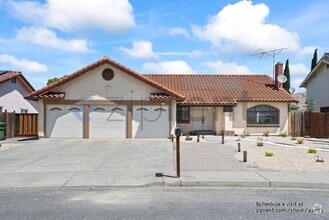 Building Photo - 609 Los Pinos Ave