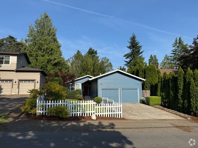 Building Photo - 8412 SW 30th Ave
