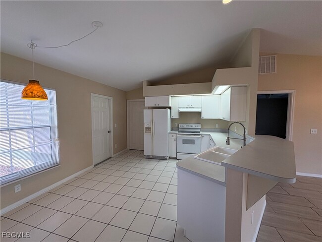 Building Photo - 4333 Agualinda Blvd