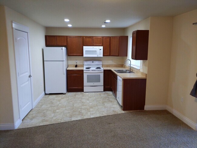 Building Photo - 115 Montalto Dr