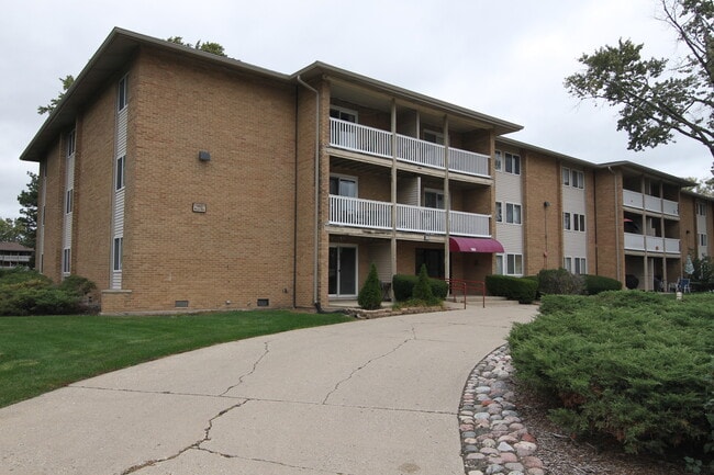 Building Photo - 960 Beau Dr