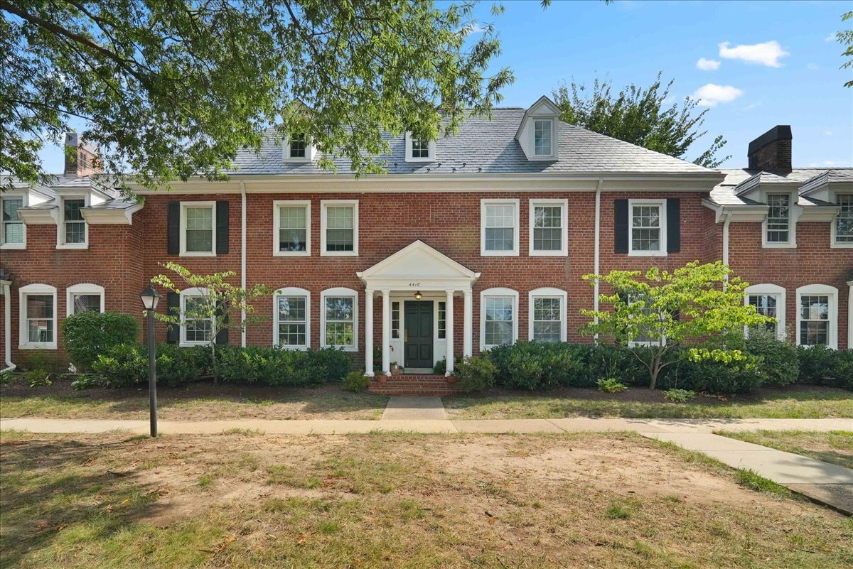 "Stylish 2-Bed 2-level Condo with Granite ... - "Stylish 2-Bed 2-level Condo with Granite ...