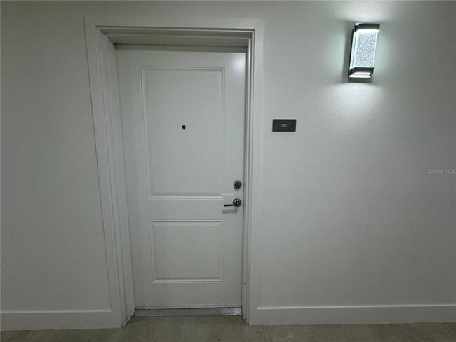 Foto del edificio - 5579 Millennia Park Dr