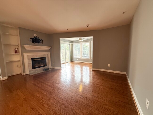 Building Photo - 12205 Fairfield House Dr