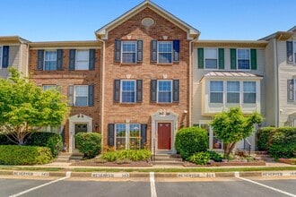 Building Photo - 4264 Wheeled Caisson Square