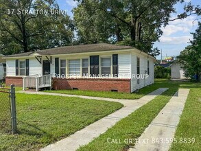 Building Photo - 17 Stratton Dr