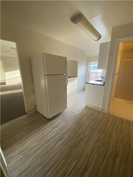 Foto del edificio - 232 Holmes Rd
