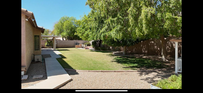 Foto del edificio - 1062 E Canyon Way