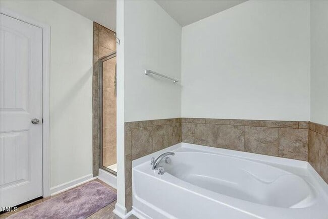 Building Photo - Build Equity While Leasing - Lease and Own...
