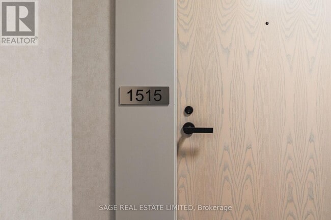 Building Photo - 8 Interchange Wy