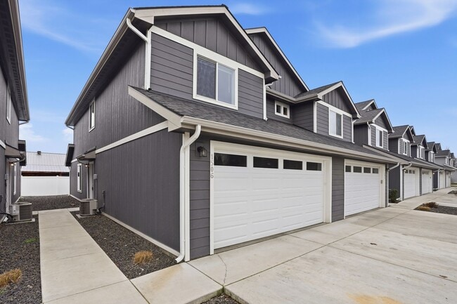 Building Photo - 1506 N Michigan Ln