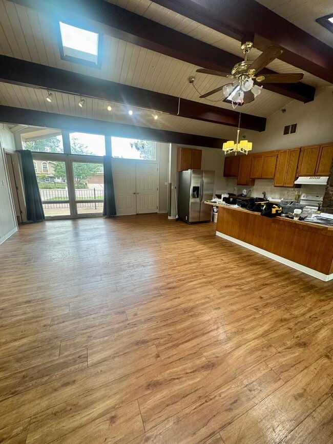 Building Photo - 5 bedroom Ranch home in North Colorado Spr...