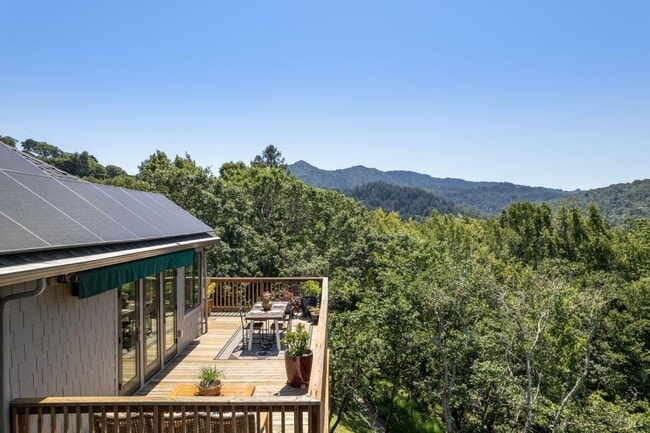 Foto del edificio - 31 Baywood Ave