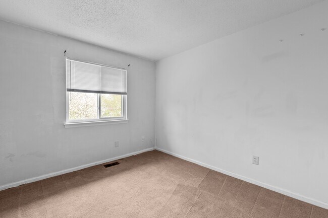 Foto del edificio - 405 Falling Ln