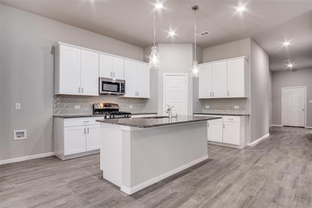 Building Photo - 7765 Moosewood Dr
