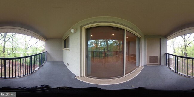 Building Photo - 1103 Primrose Ct