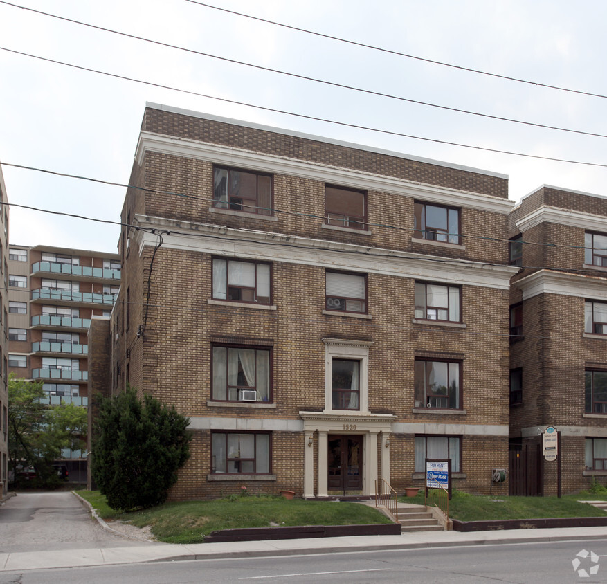 Building Photo - Bathclair North & South