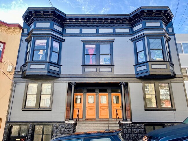 Newly renovated building - 949 Greenwich St