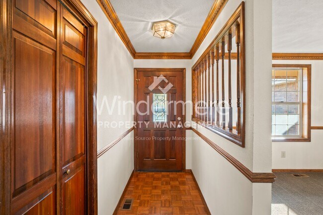 Foto del edificio - COMING SOON !! Sundance Brick Rancher on CuldeSac