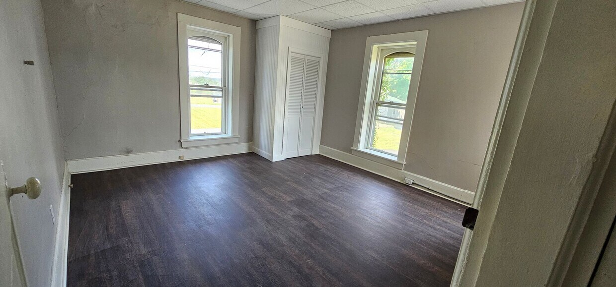 Foto principal - 258 W Third St