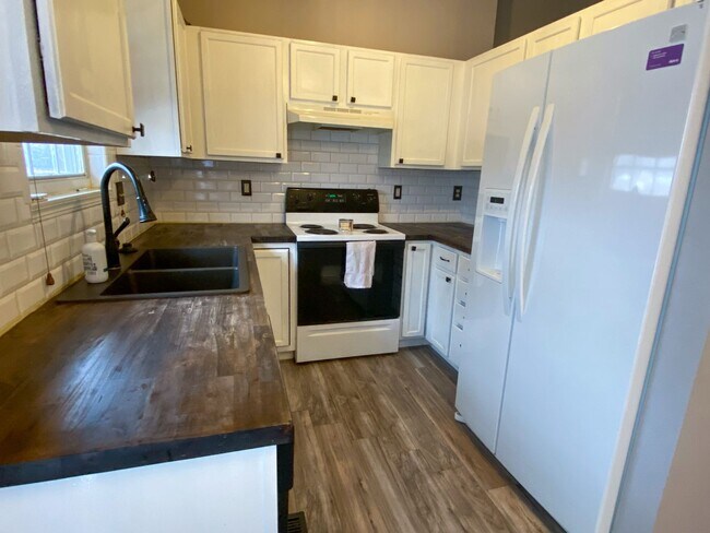 Foto del edificio - 3 Bedroom 2 Bath Home - Goddard Schools