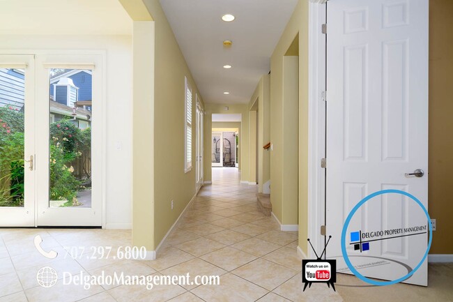 Foto del edificio - Mare Island! Large gorgeous home available...