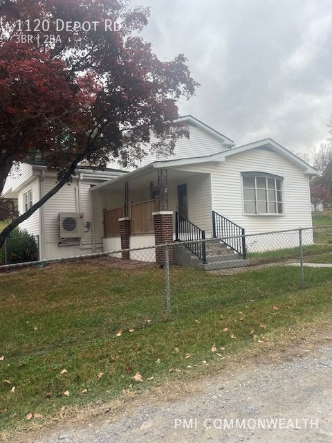 Photo - 1120 Depot Rd-