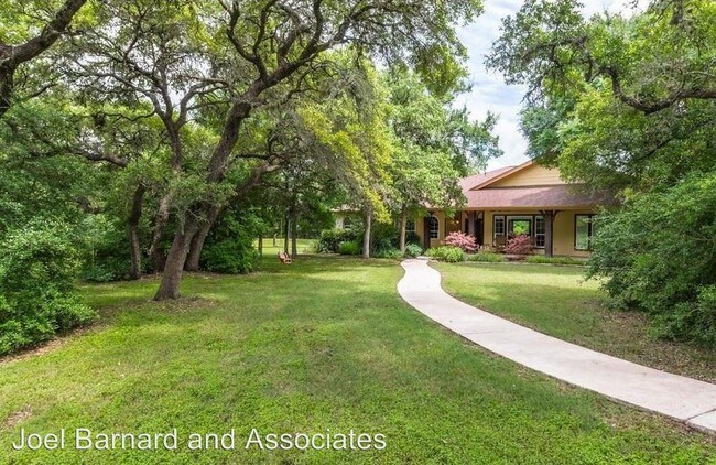 Building Photo - 4 br, 3 bath House - 422 Thousand Oaks Loop