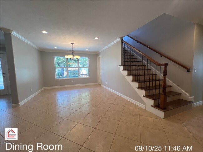 Foto del edificio - 903 Sugarfield Ct