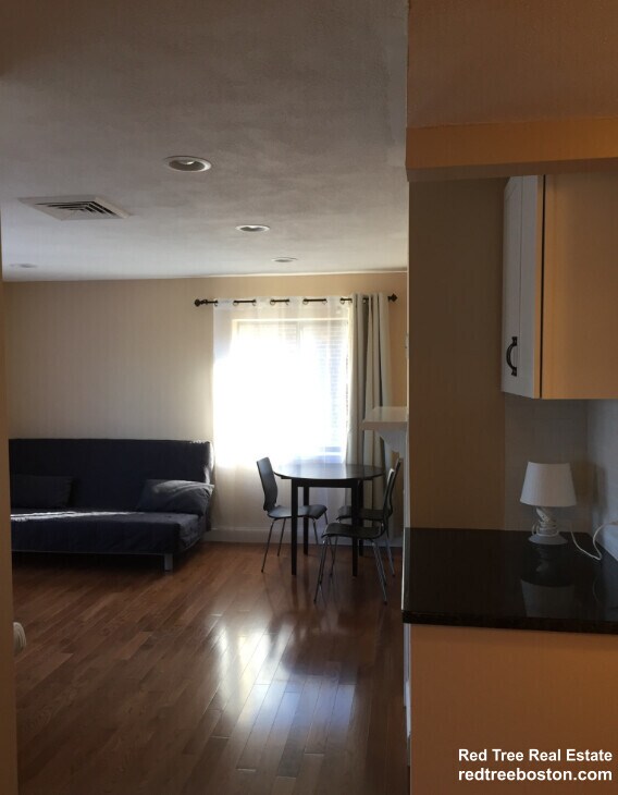 Foto del edificio - 276 Chestnut Hill Ave