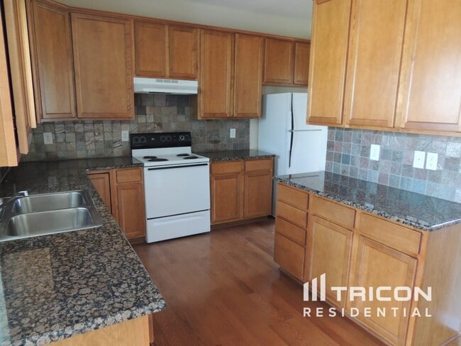 Building Photo - 2625 Sierra Chase Dr
