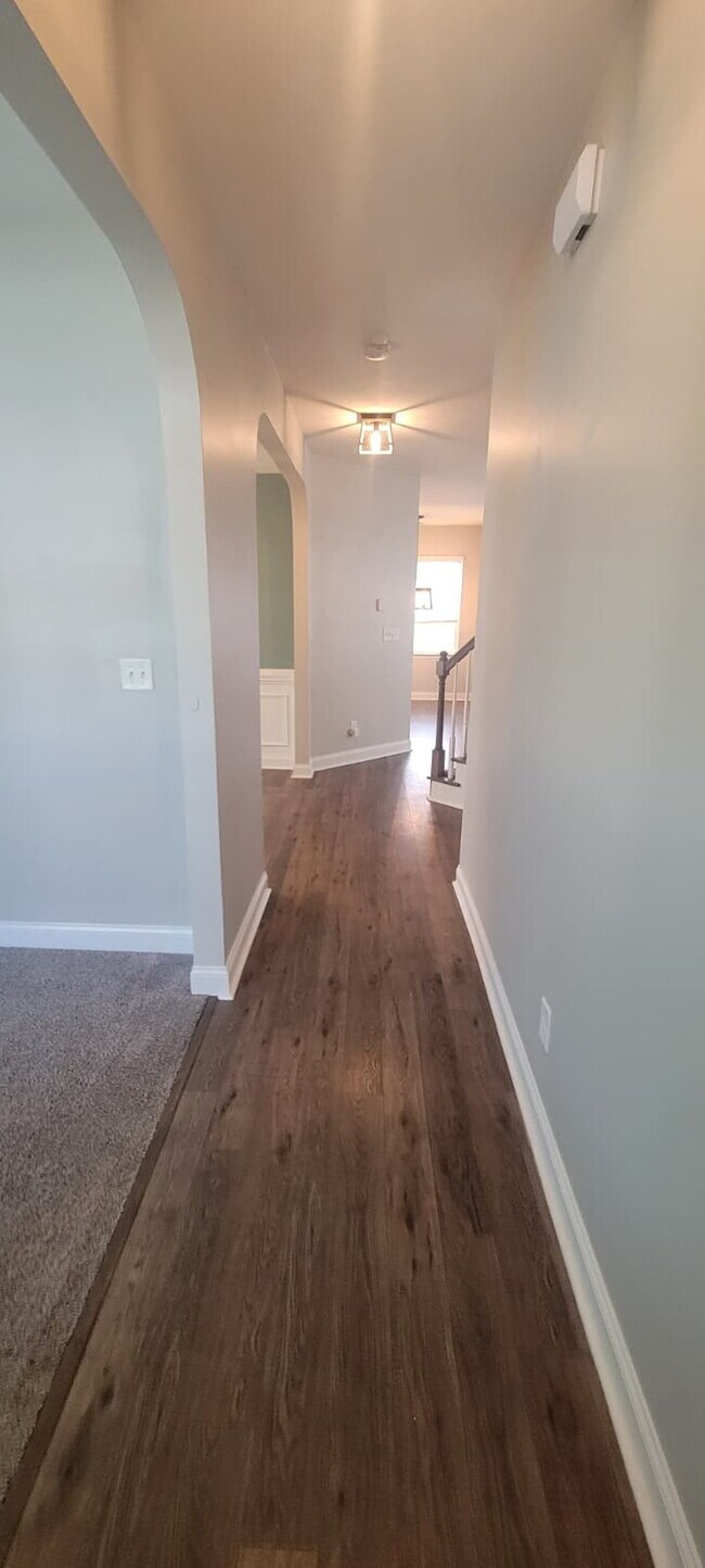 Building Photo - Spacious Elegance Awaits: 4-Bedroom Gem with Granite Countertops on Harrington Road!