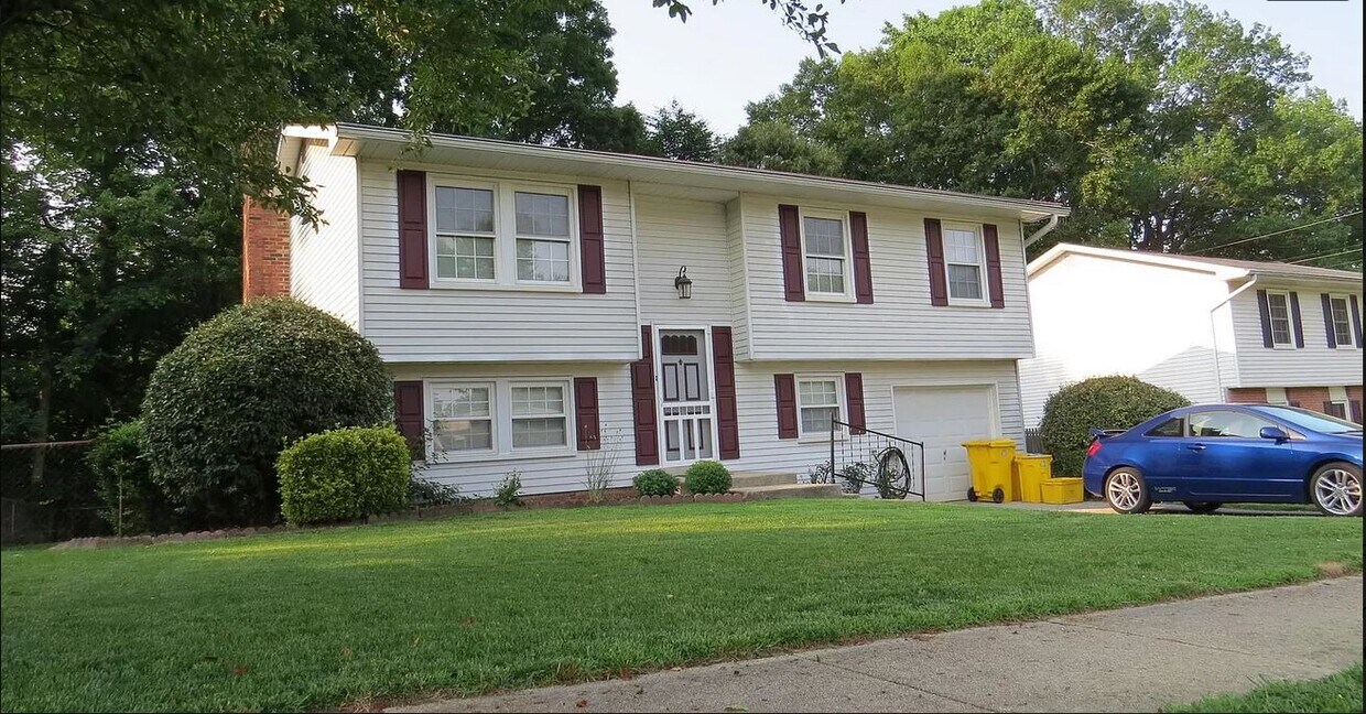 Foto principal - 2286 Dairy Farm Rd