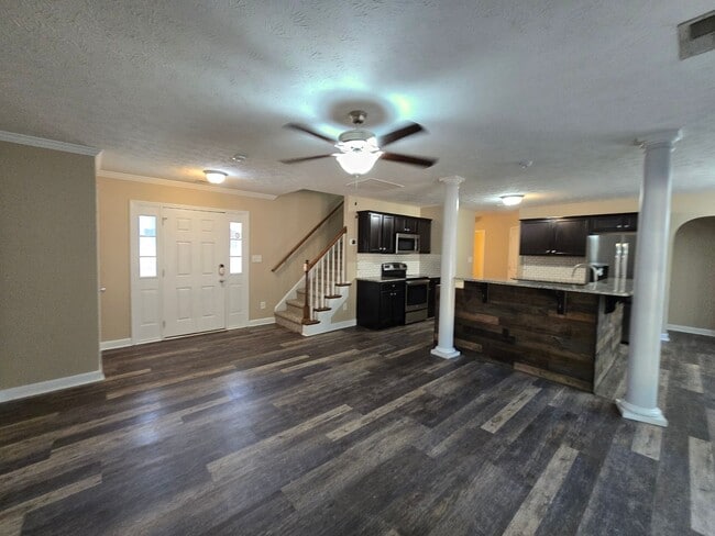 Building Photo - 237 Gertie~ Mitchells Landing  ~ 1 MONTH FREE~