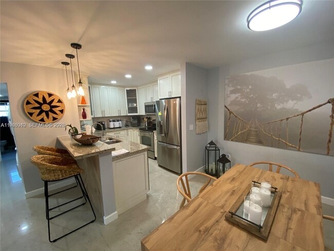 Building Photo - 8530 SW 149th Ave