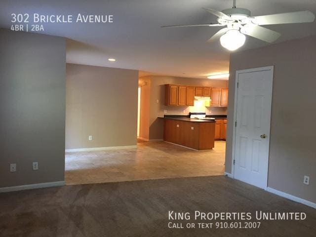 Building Photo - 302 Brickle Ave