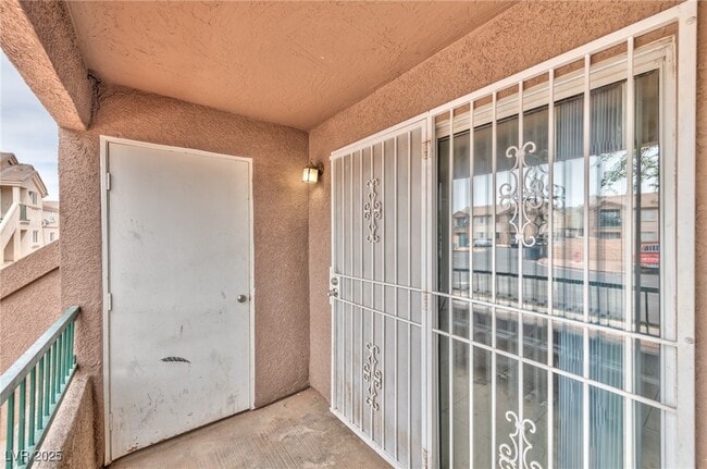 Building Photo - 3953 Danny Melamed Ave