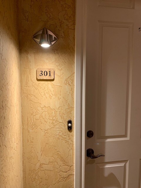 Front Door - 40 Madison St