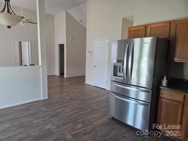 Foto del edificio - 924 Harbour View Cove NE
