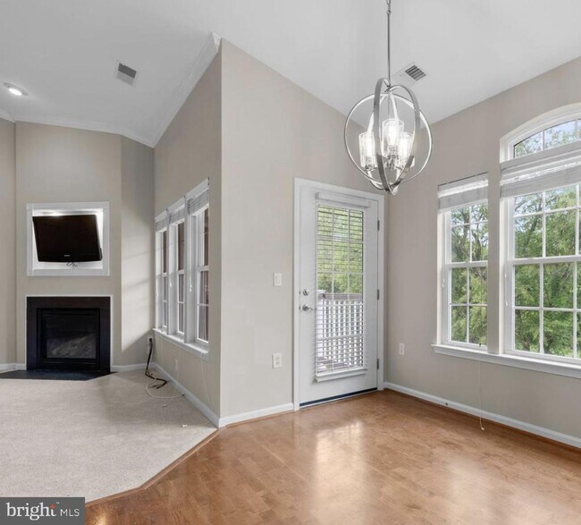 Foto del edificio - 11170 Chambers Ct