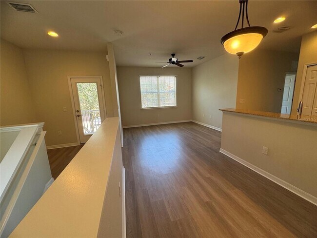 Foto del edificio - 5467 Soapstone Pl