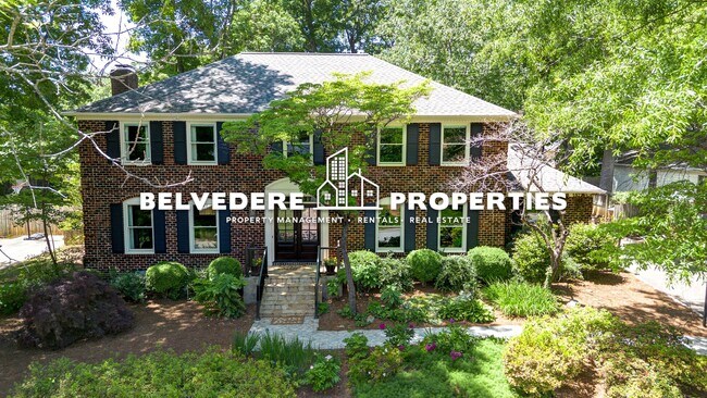 Foto del edificio - 4 bed in Hamilton Lakes