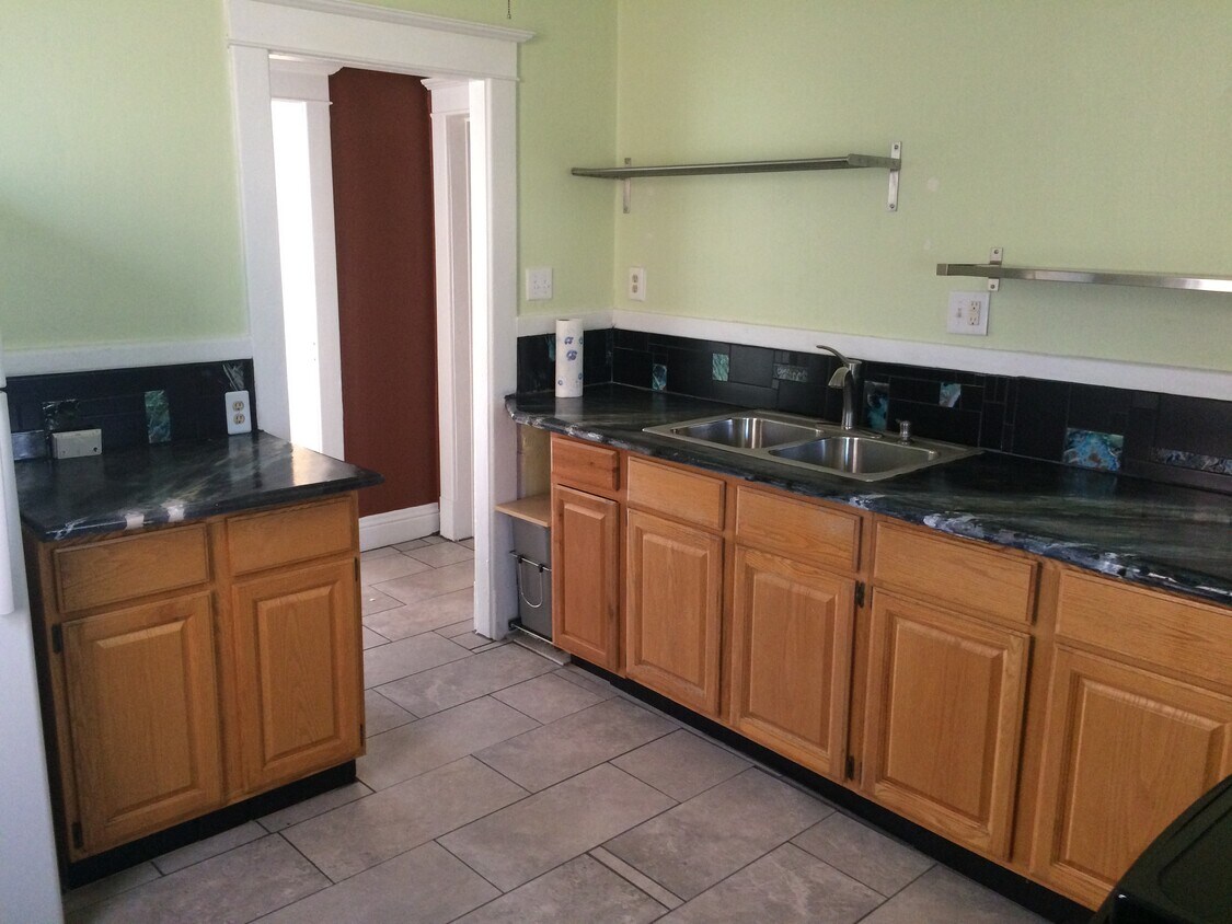 Concrete countertops with mosaic back splash - 121 Harvard Ave