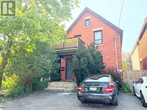 Building Photo - 150 Florence St