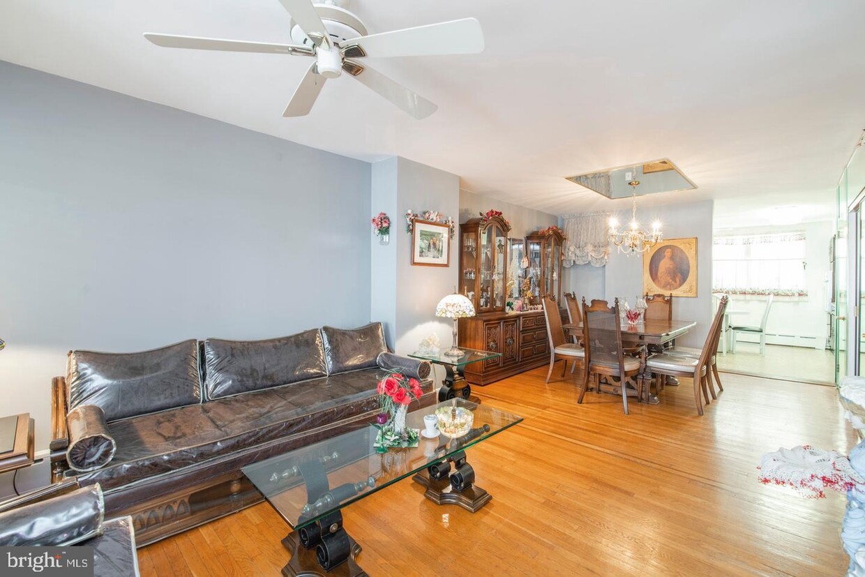 Foto principal - 2820 S Beulah St