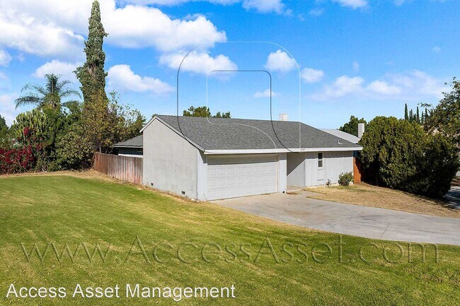 Building Photo - 4 br, 2 bath House - 10165 Jamaica Cir