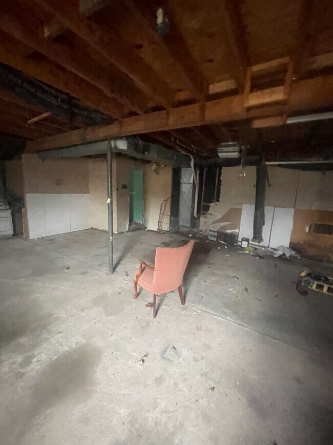 Foto del edificio - WELLSVILLE - 3 BR split level with Attache...